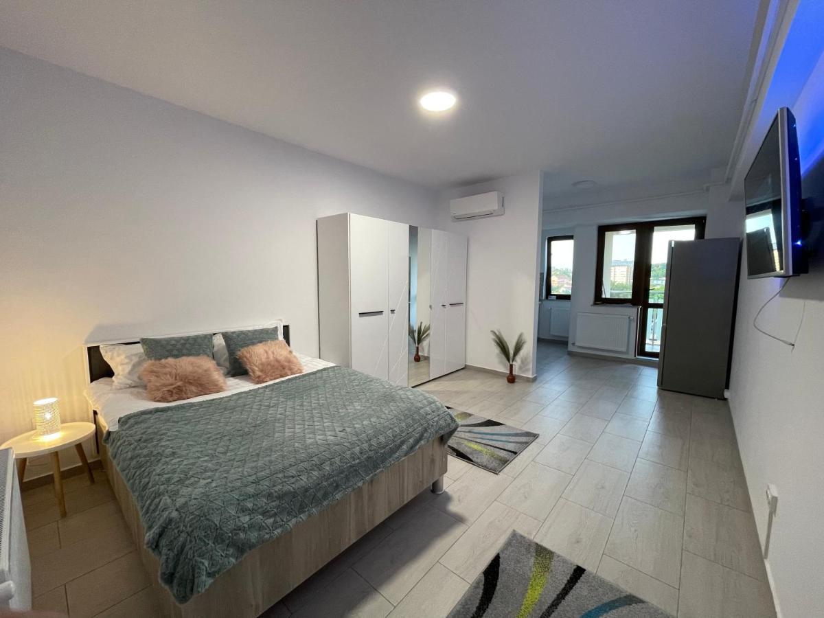 Studio Apartment Palas Mall Iasi Exteriör bild