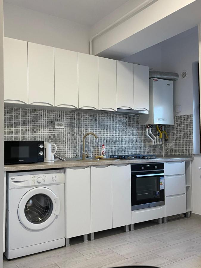 Studio Apartment Palas Mall Iasi Exteriör bild